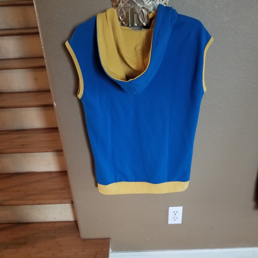 Sleeveless Hoodie